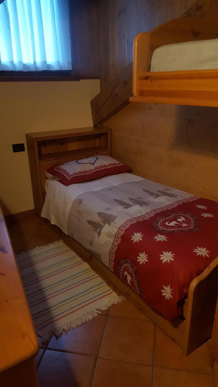 Apartamento Casa Le Rondini Valdisotto Exterior foto